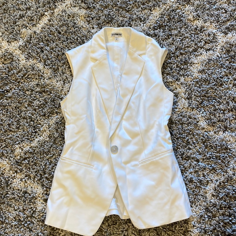 Express vest